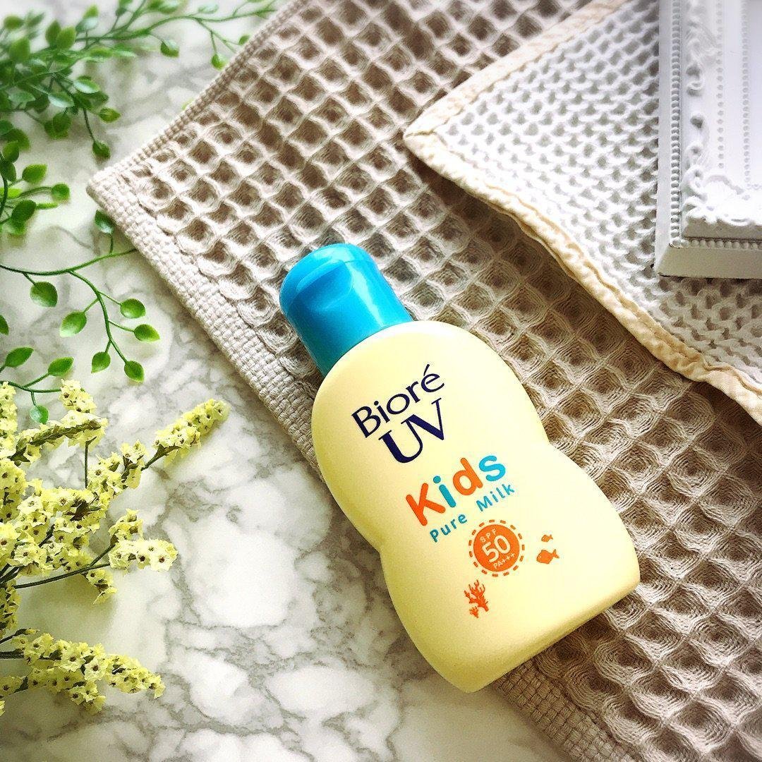 Bioré UV Kids Pure Milk Sunscreen SPF50+ PA+++ 70g - Image 2