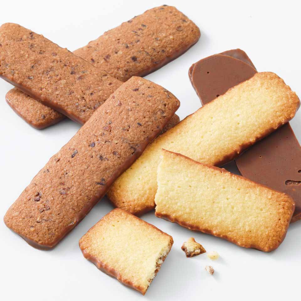 Royce Baton Cookies Coconut and Hazelcacao 50 Pieces - Image 3