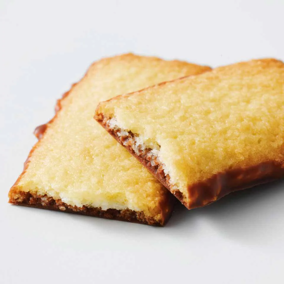 Royce Baton Cookies Coconut and Hazelcacao 50 Pieces - Image 5