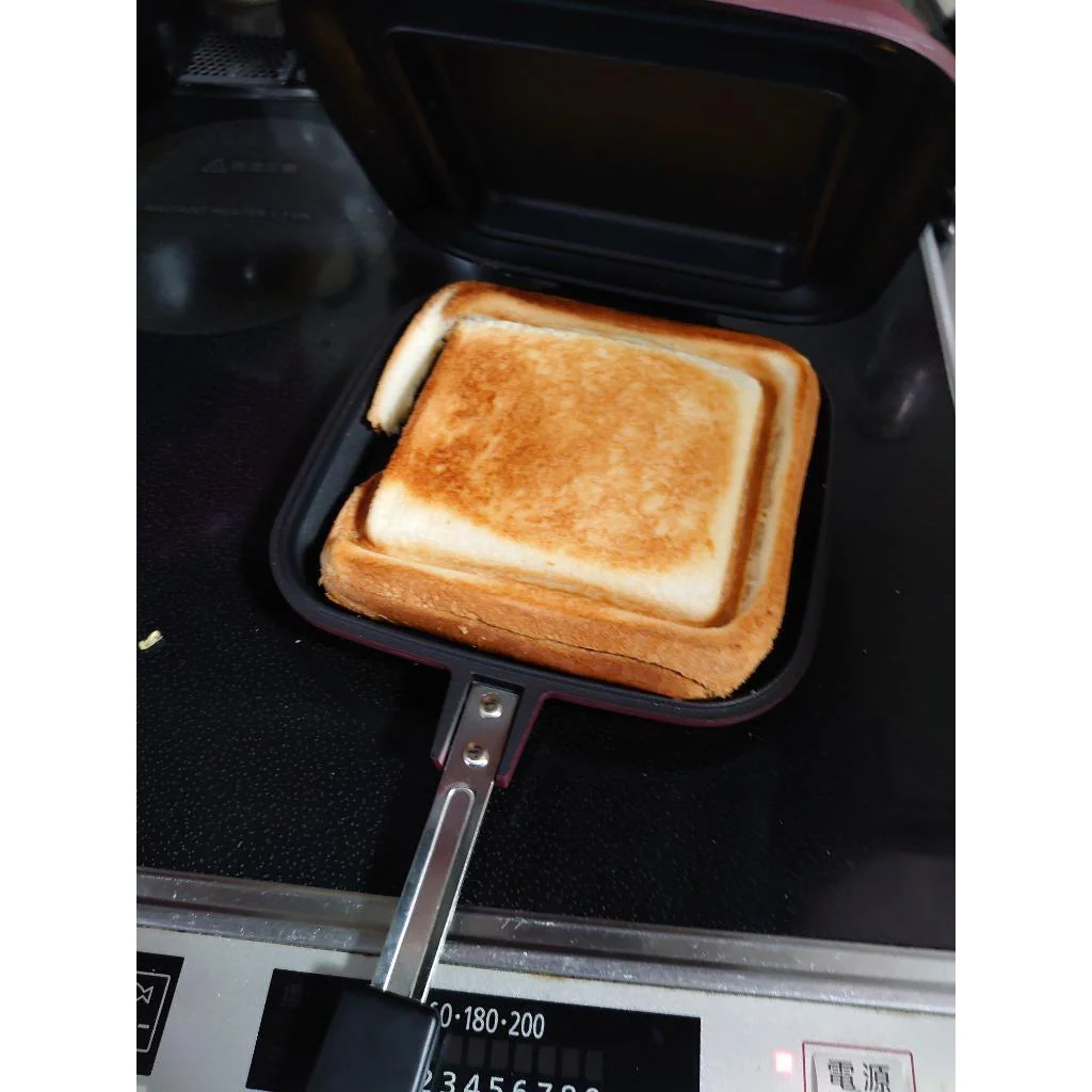 Sugiyama Metal Hot Sandwich Maker Smile Cooker DX Black KS-2887 - Image 2